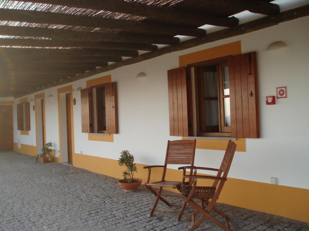 Гостевой дом Turismo Rural Pedremoura Vila Ruiva  Экстерьер фото
